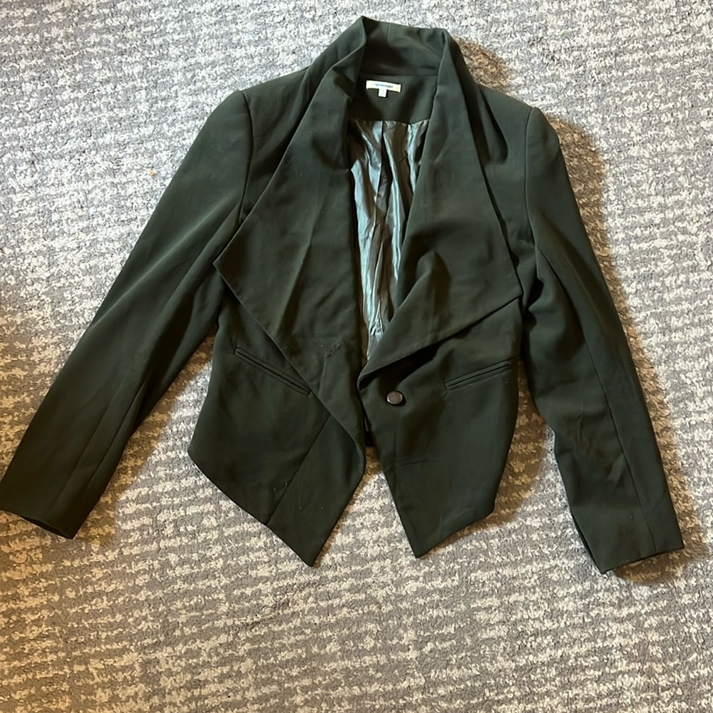 Valley girl size 12 olive green cropped blazer.